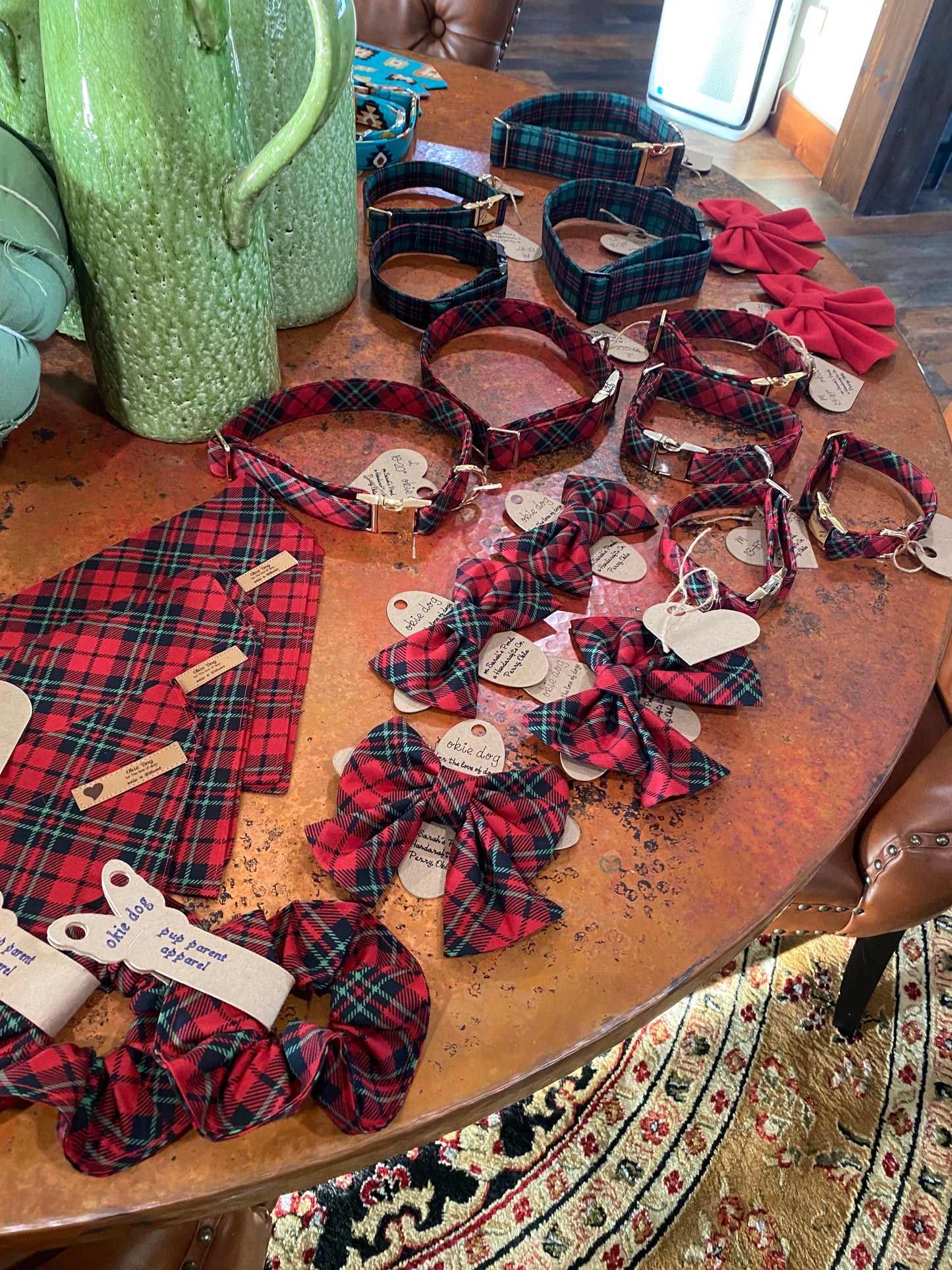 The Red Plaid Dog Bow tie (girl)